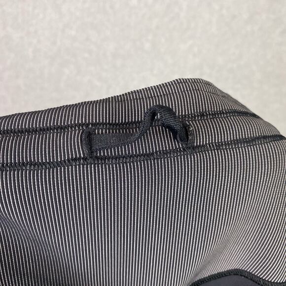 Lululemon Base Pace High-Rise Tight 25" Women's Size 10 in Two-Tone Ribbed - Picture 9 of 10